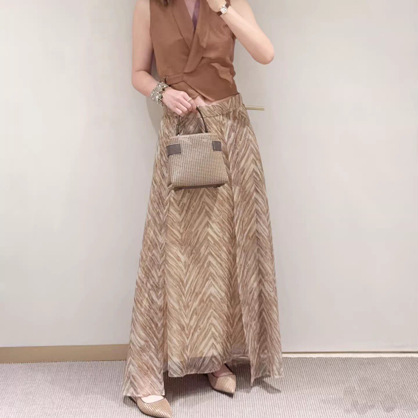 春夏真丝欧根纱鱼骨纹A字半身裙