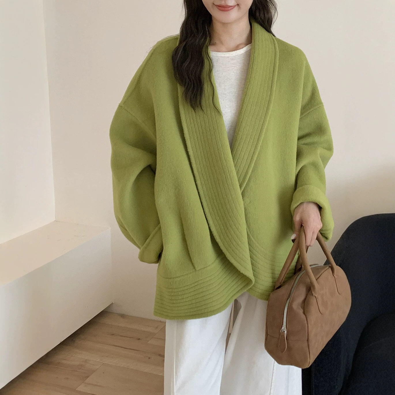 双面羊毛一粒扣连帽大衣女秋冬