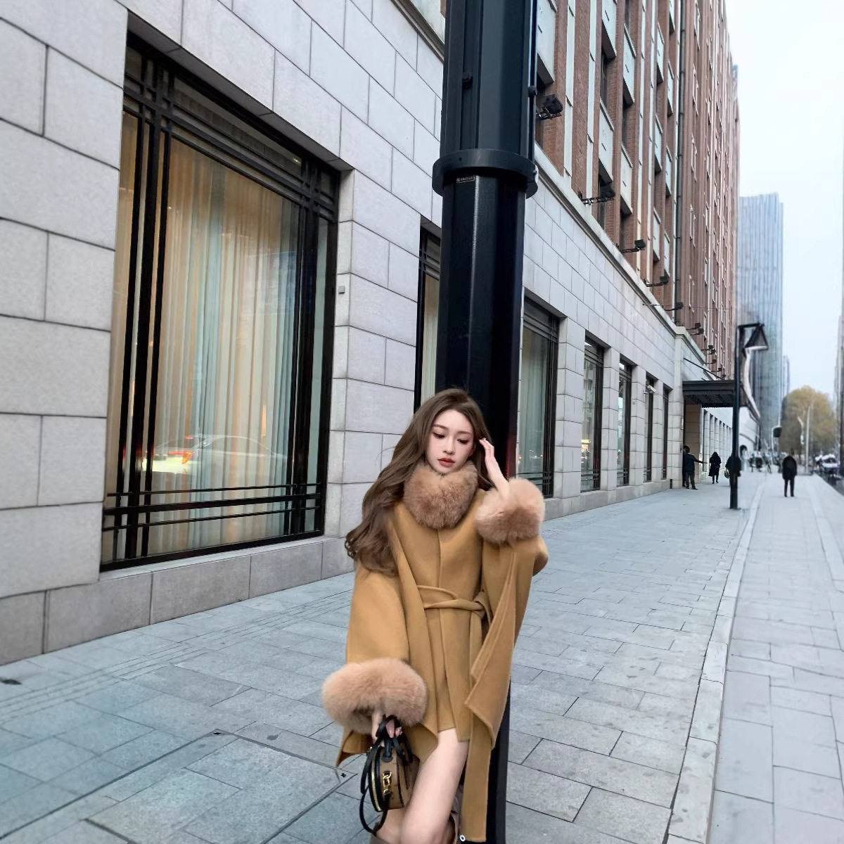 26冬季新款高级感狐狸毛双面羊毛大衣女中长款小个子斗篷毛呢外套
