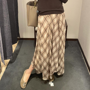 MD2026女装法式休闲风垂感飘逸棕色格纹中长半身裙 05232857717
