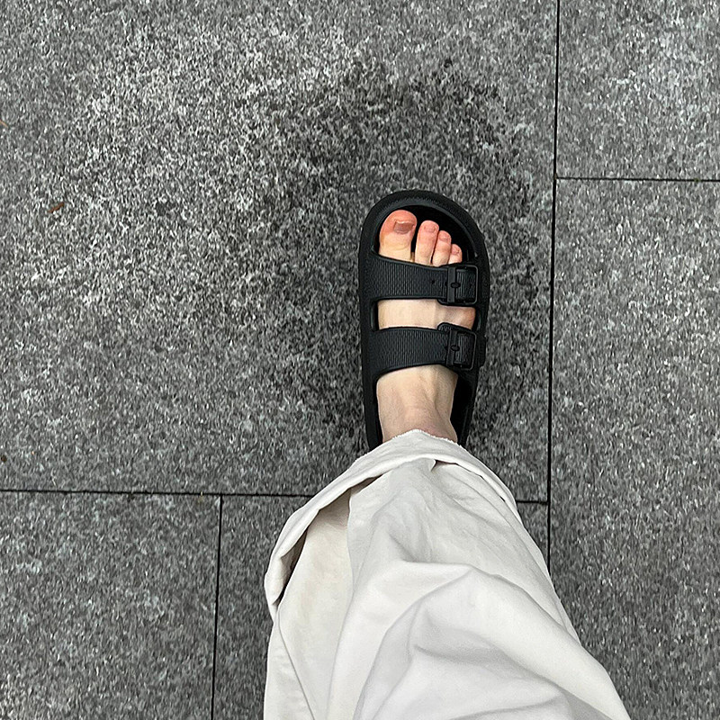 沙滩海边拖鞋女夏外穿旅行高级2026新款防滑防臭eva踩屎感上班穿
