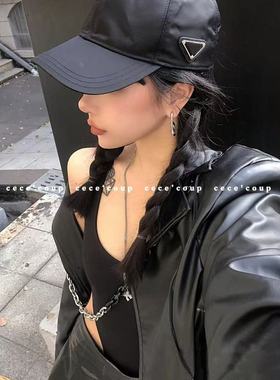 cece coup 经典百搭！11/19 新品 24FW 三角标黑色鸭舌帽 棒球帽