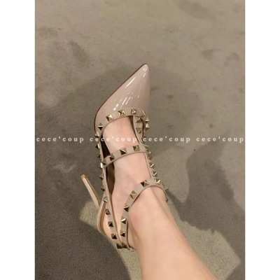 新品25ss铆钉尖头高跟鞋女