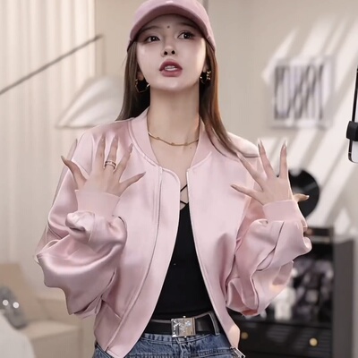 2026春季新款女韩版宽松休闲气质显瘦百搭时尚风色立体设计短外套