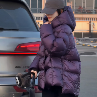 2025年冬季新款韩系高级感复古简约风小众中长款紫色连帽羽绒服女