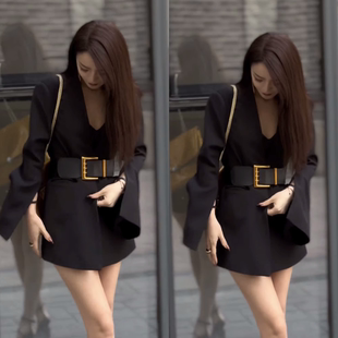 2025新款高级感超好看减龄漂亮别致西装连衣裙显瘦修身大衣外套女