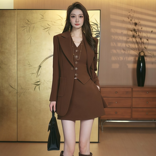 2026年新款时尚春季老钱风西装套装女高级感职业装外套马甲半裙女