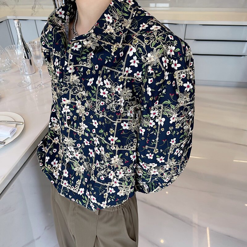个性设计绣花垫肩气质男长袖外套A246-9701-105,女装短外套,电商A246