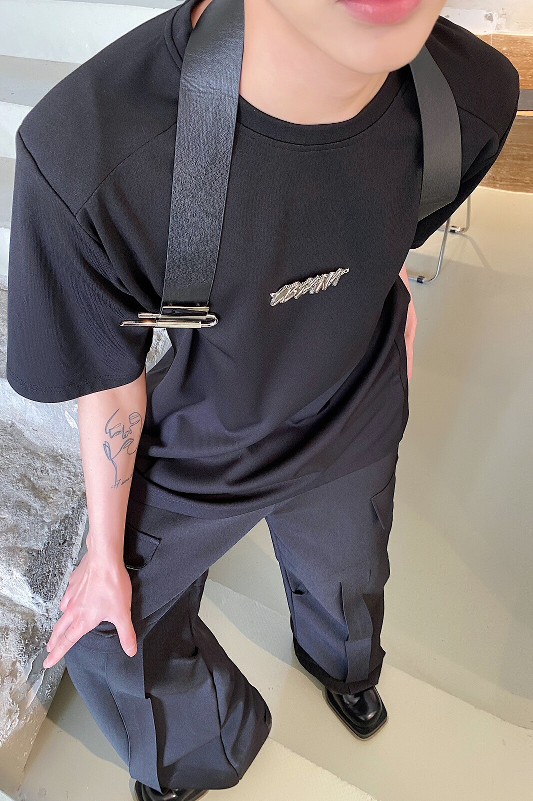夏季自制小众金属锁扣皮背带圆领垫肩短袖男T恤简约上衣3624P85,男装T恤,电商A246