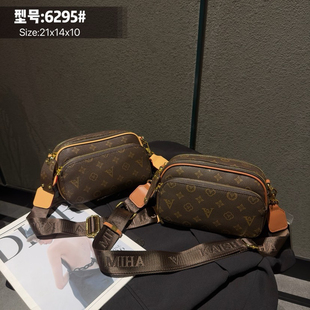 凯诗米娜新款时尚百搭单肩斜挎包女休闲大容量通勤三隔层相机包