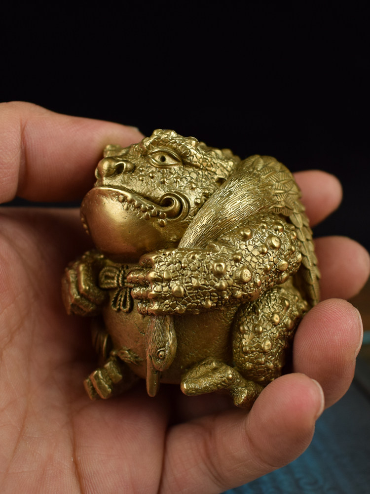 全黄铜实心招财金蟾蜍文房桌面摆件镇纸手把件癞蛤蟆吃天鹅工艺品