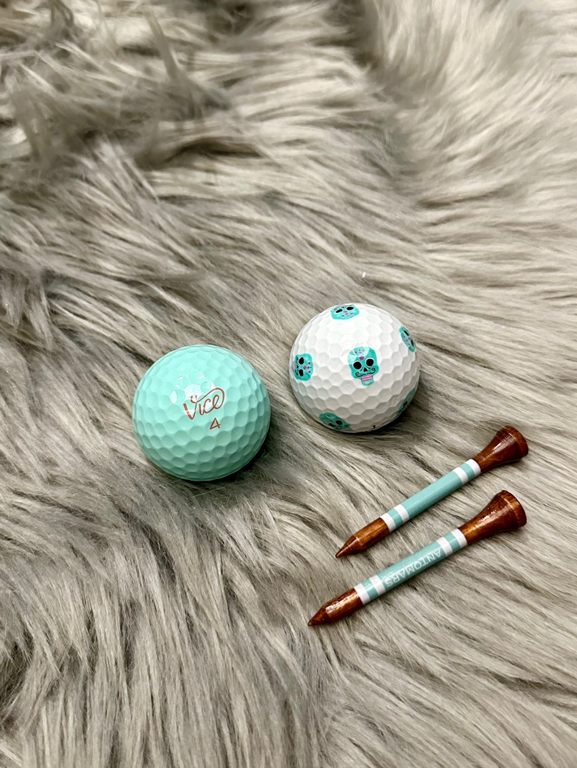 Callaway卡拉威高尔夫球蓝色骷髅头vs韩国vice限量版新球全新现货