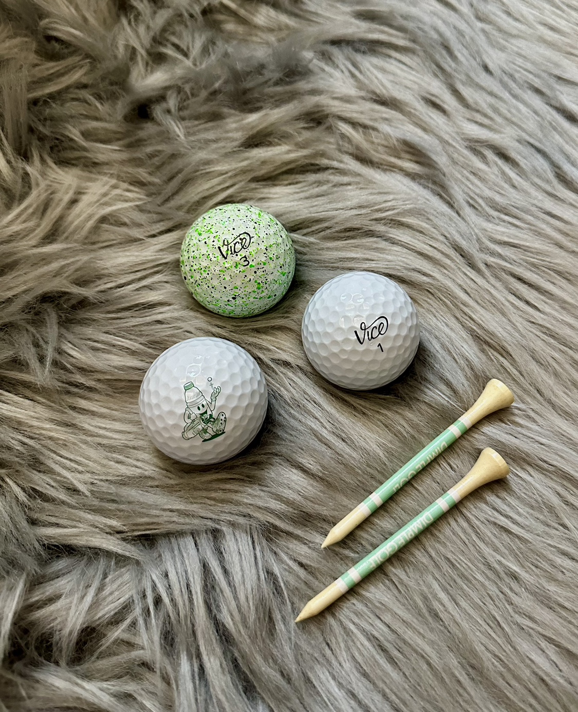 原装进口Vice Golf限量版高尔夫球四层球专业全新新球一组3颗现货
