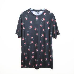 F21专柜B-6-11-3-3玫瑰满印圆领短袖T恤男158387