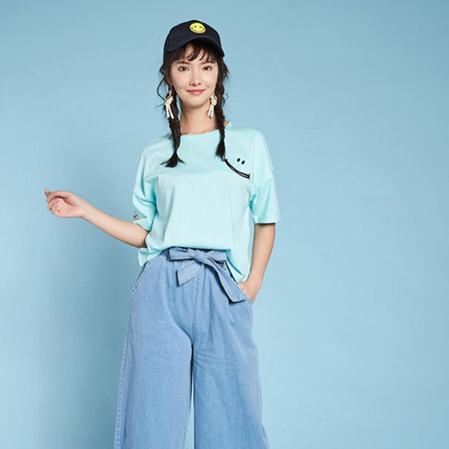 短袖休闲T恤笑脸棉质女