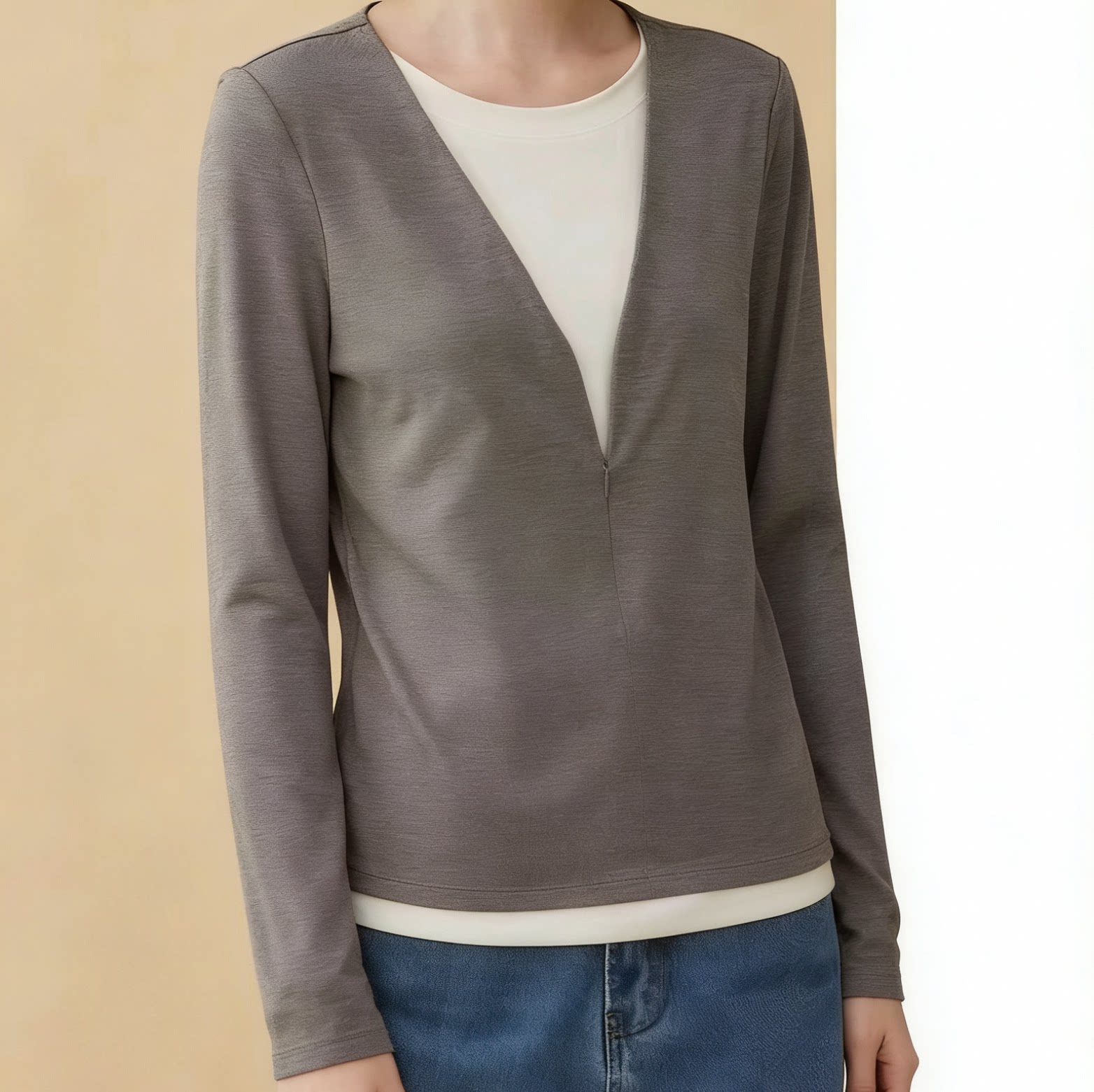 10分V假两件撞色长袖T恤女2026春季新款修身显瘦V领打底衫上衣260