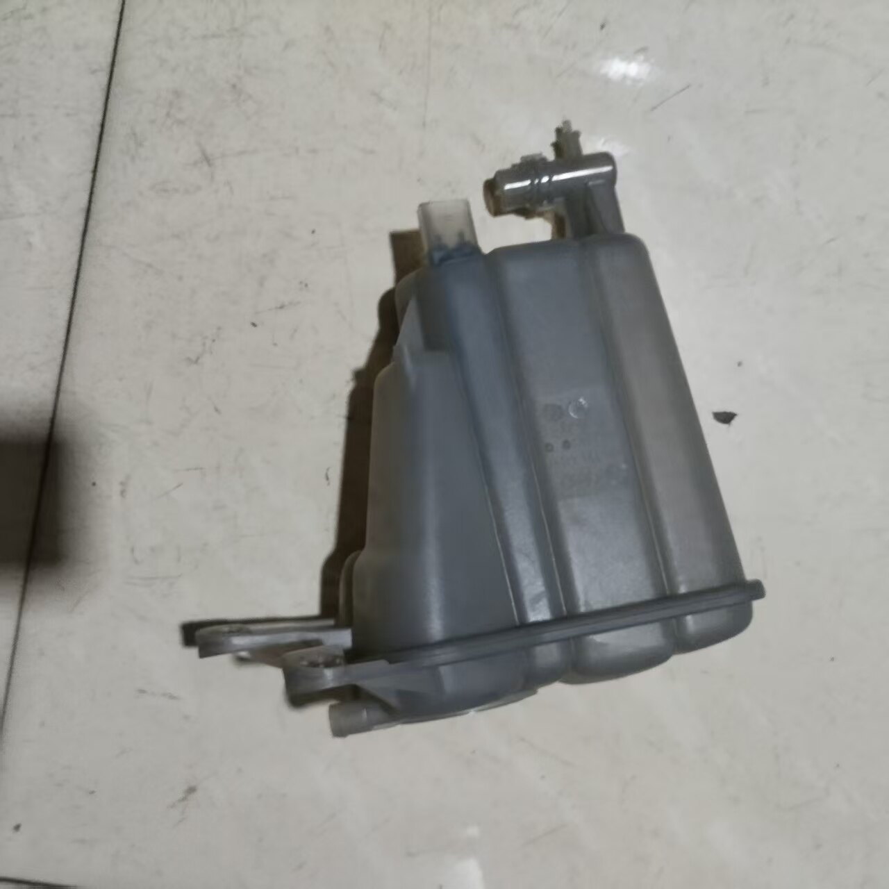 适配奥迪A4L Q5A5防冻液水壶B8冷却液壶补水壶水箱副水壶