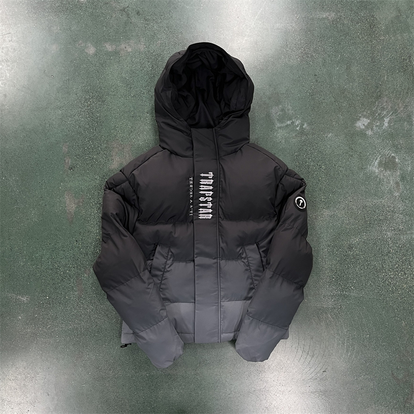 Trapstar连帽秋冬刺绣棉服