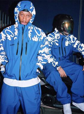 Corteiz 秋冬季时尚流行百搭男女同款软壳防水反光冲锋衣蓝色休闲