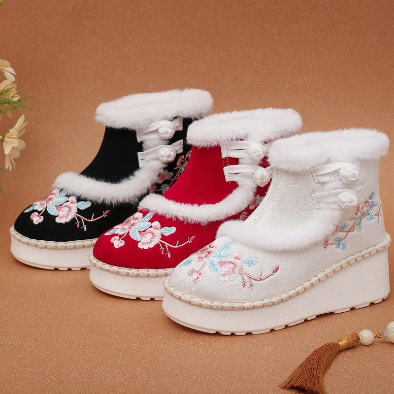 滇韵民族风厚底绣花高帮加绒保暖7厘米高跟短靴布鞋女款