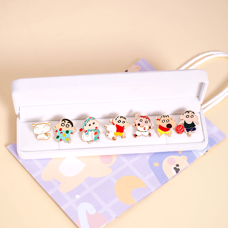 蜡笔小新系列胸针生日礼物送女生