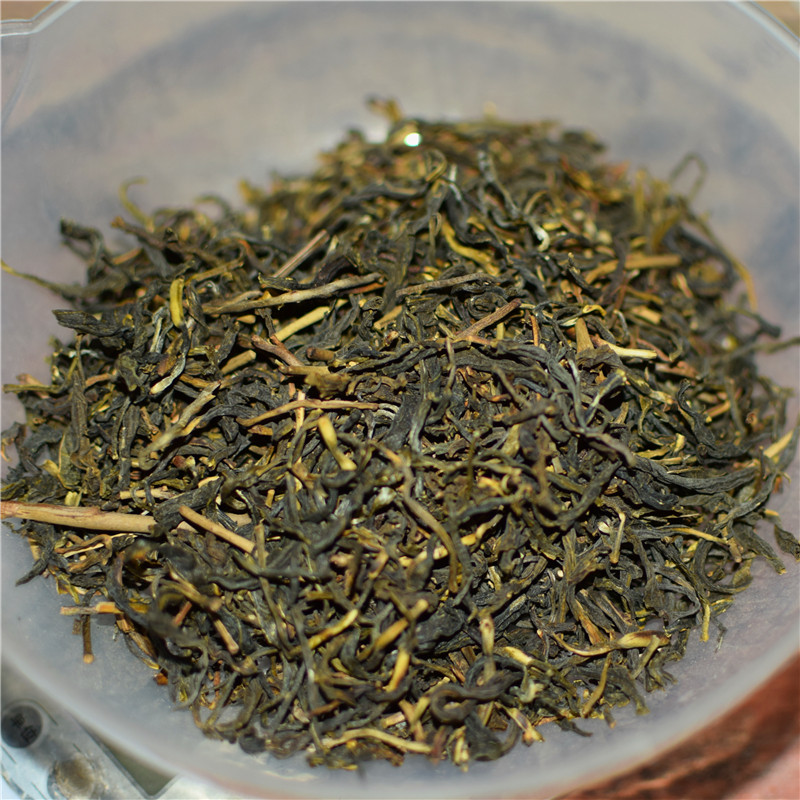 广东大叶青传统炭焙闷黄2023年新茶锅巴香黄大茶手工茶制茶500克