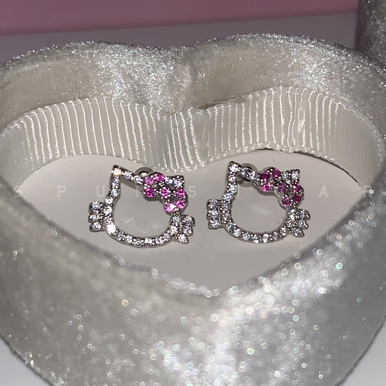 可爱kitty满钻蝴蝶结猫咪耳骨钉