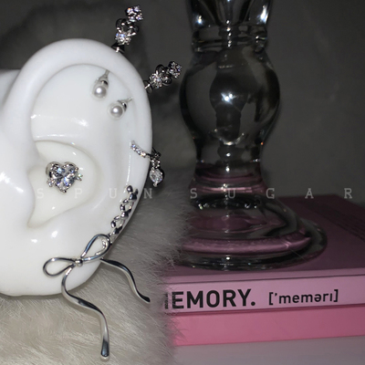 绝美少女蝴蝶结飘带耳环爱心耳骨钉钛钢小众珍珠皇冠恶魔钉耳饰女