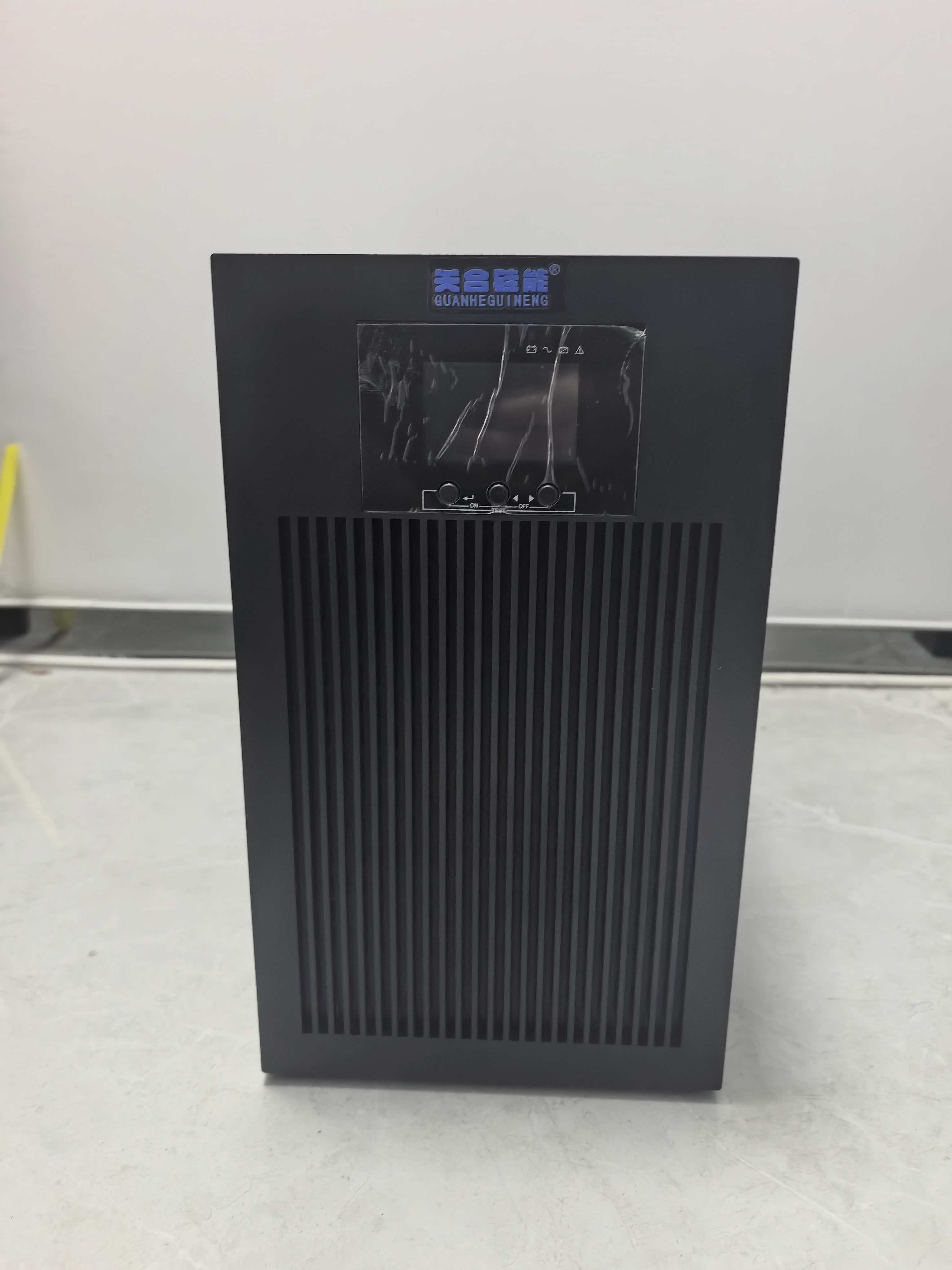 UPS不间断电源6KVA/4800W 在线式UPS电源 接16块12V20Ah一个A4柜