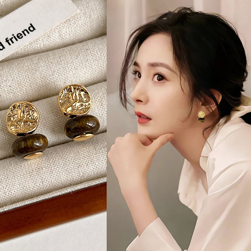 美拉德耳环2025新款小众独特气质耳坠法式高级感耳钉复古港风耳饰,饰品/流行首饰/时尚饰品新,耳环,淘宝优惠券,粉丝福利购,淘宝优惠卷