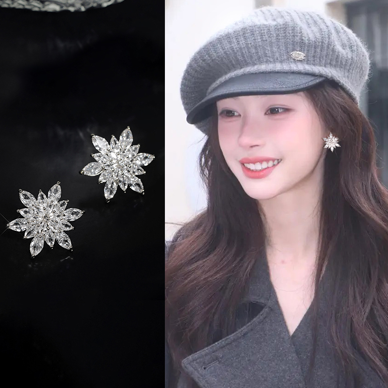 时尚轻奢简约雪花耳环