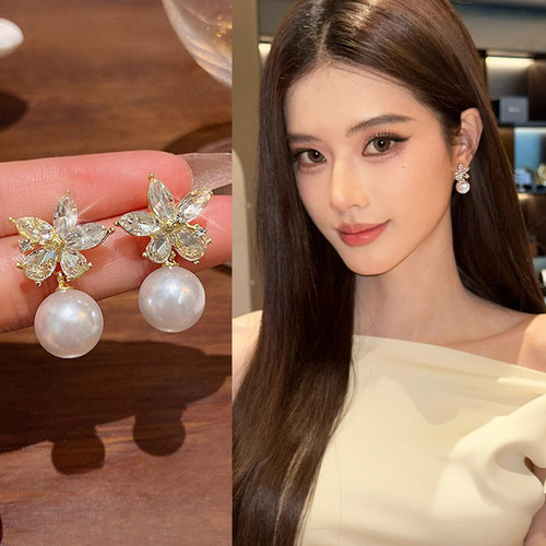 金色高级珍珠款蚊香盘耳夹女