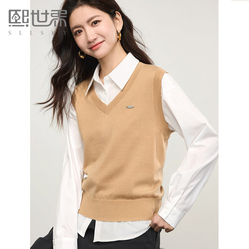熙世界羊毛混纺针织马甲女春季新款百搭复古学院叠穿V领背心上衣