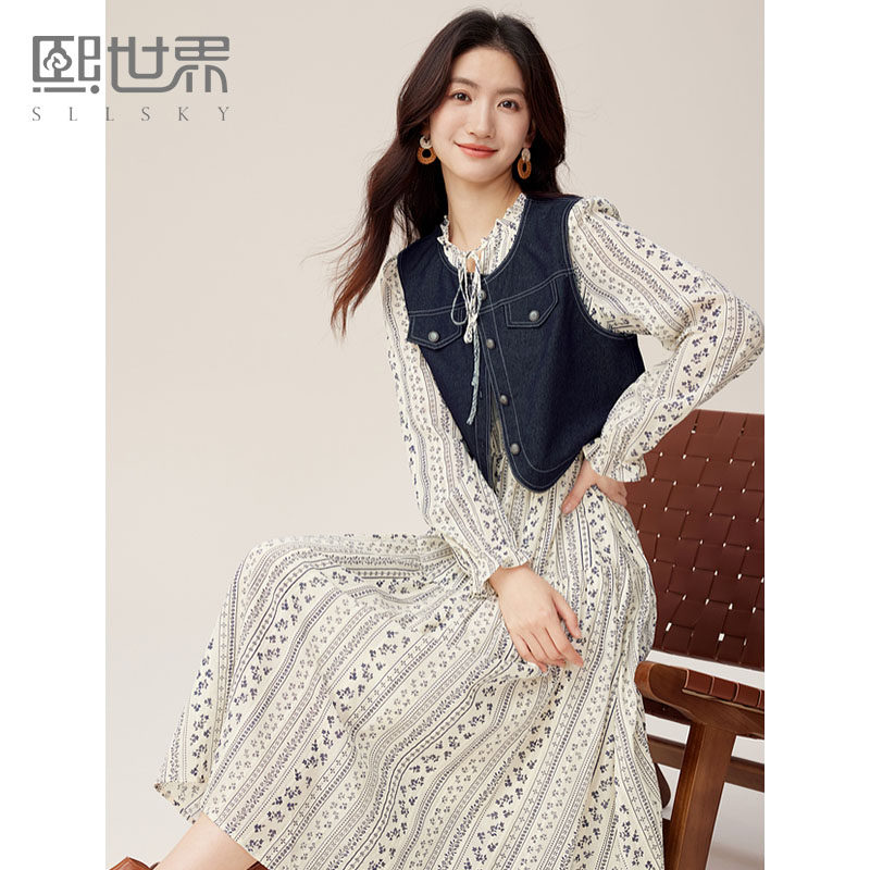 熙世界巨好看的套装女2026秋季新款短款牛仔马甲碎花连衣裙两件套