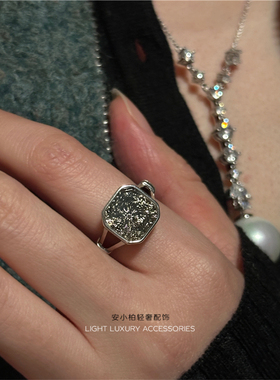 安小柏◆个性剔透~通体S925纯银戒指 中性百搭开口白茶石食指戒女