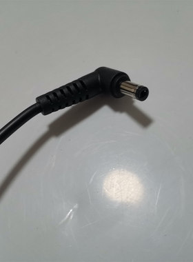 东芝L850D M300 L332 L510笔记本电脑电源适配器充电线19V3.95A