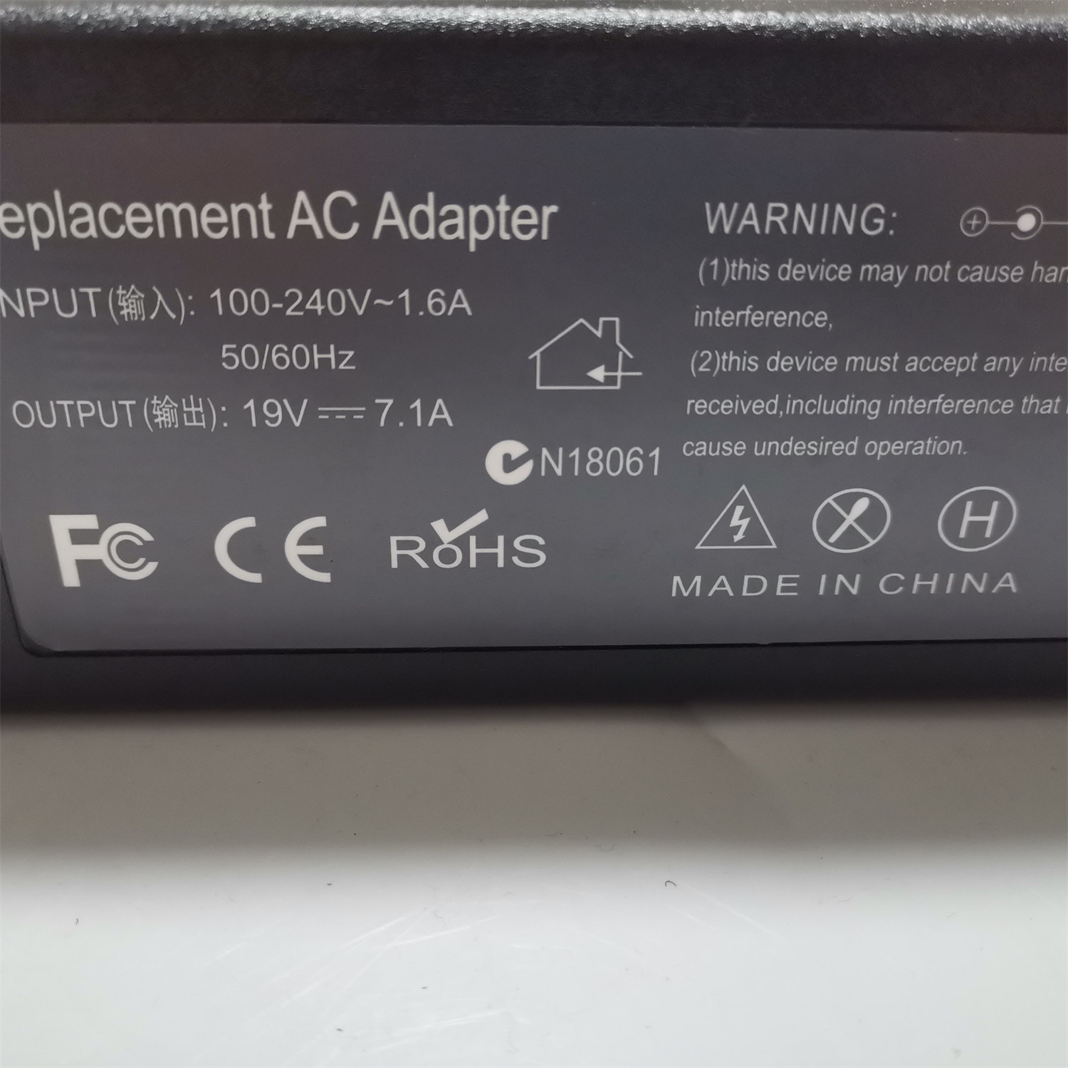 宏基19V7.1A充电器暗影骑士2 3 VX5 Aspire VX15笔记本电源适配器