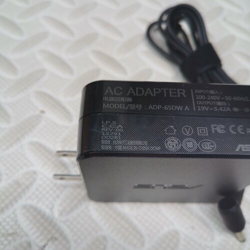 海尔19V3.42A越T6 T621 T68D/G W12笔记本电脑充电源适配器
