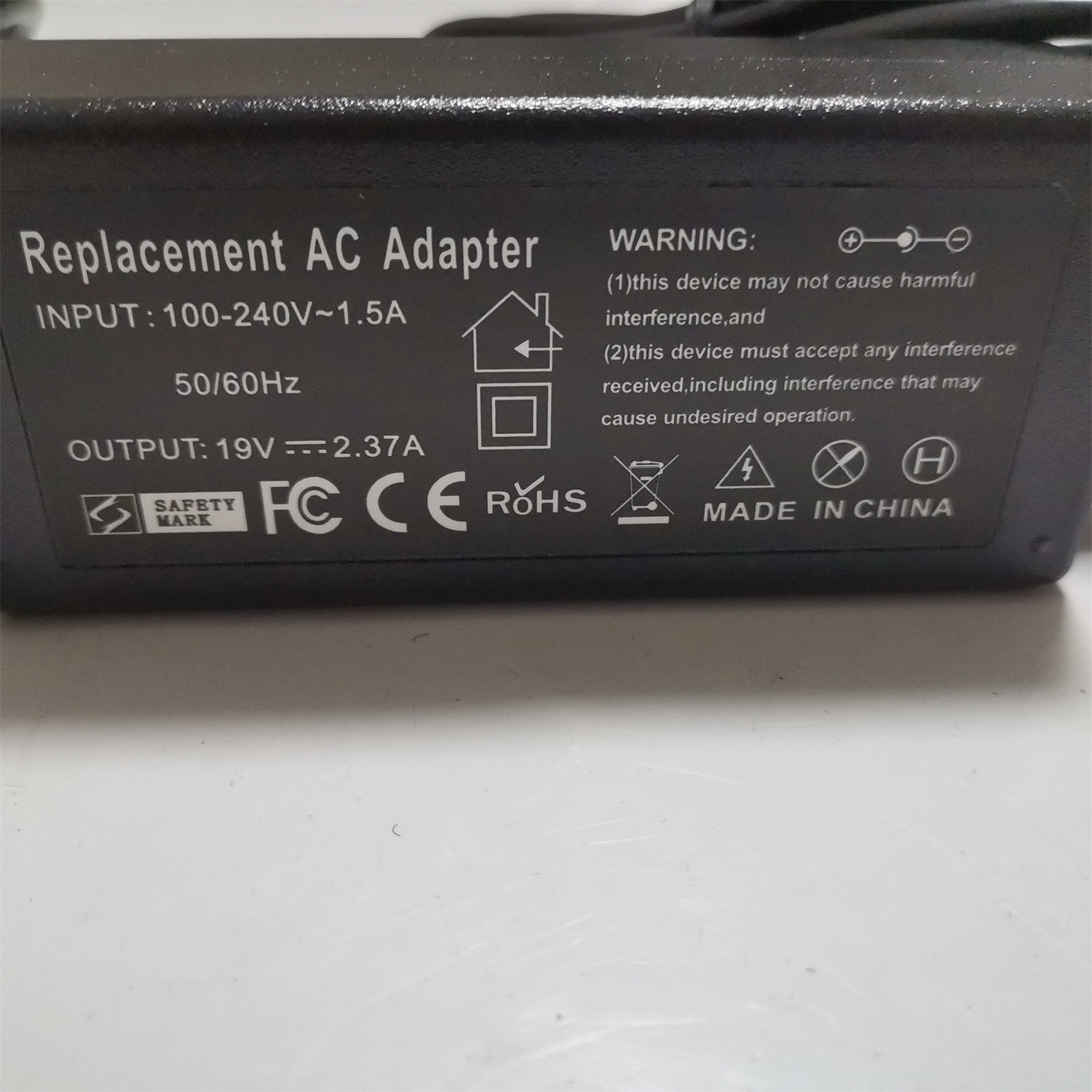 华硕上网本电源充电器V450 X551 X451C X425E 电源适配器19V2.37A
