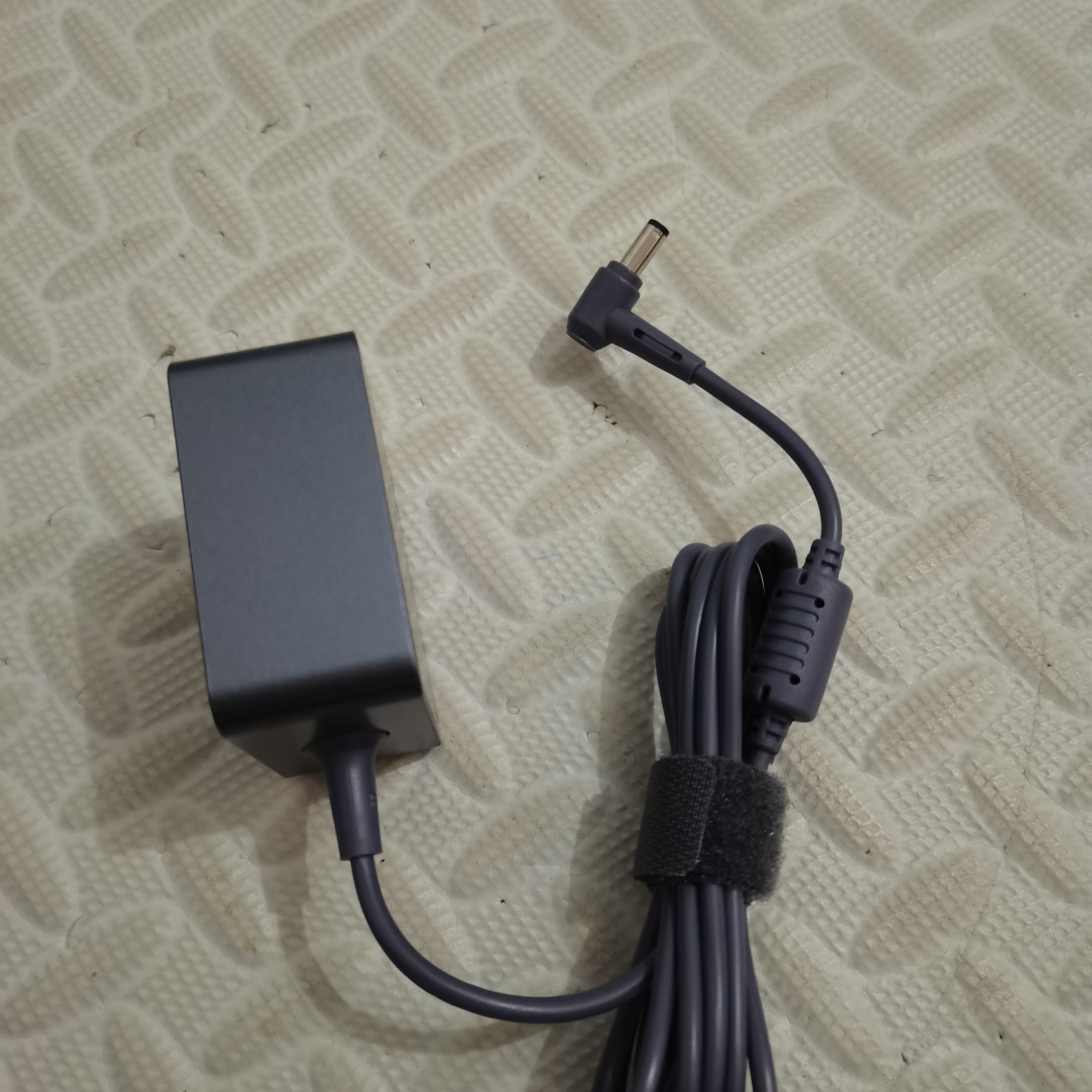 华硕笔记本充电器电脑电源器19V3.42A 65Wa豆天选2无畏