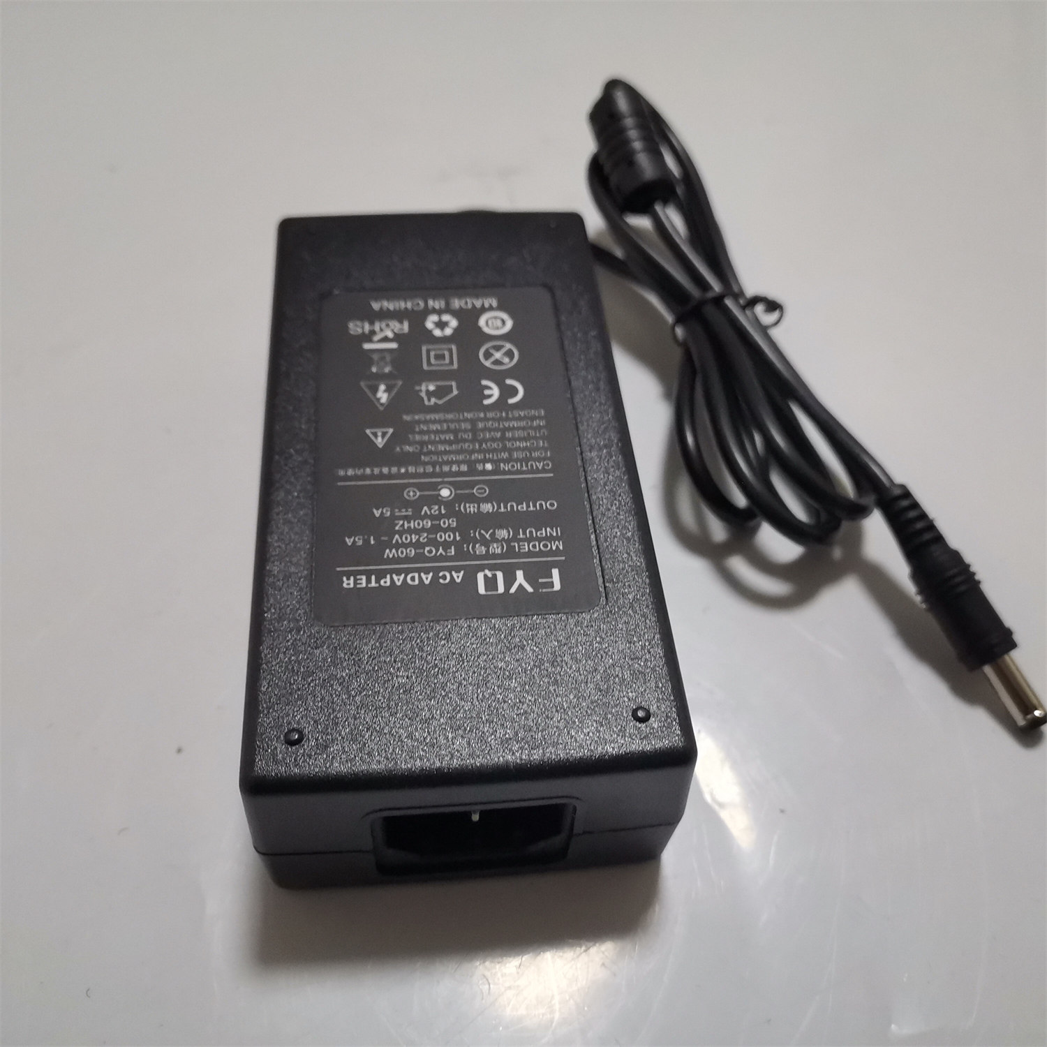 12V5A电源适配器 液晶显示器屏LED灯带条 监控 12V3A 4A电源足60W