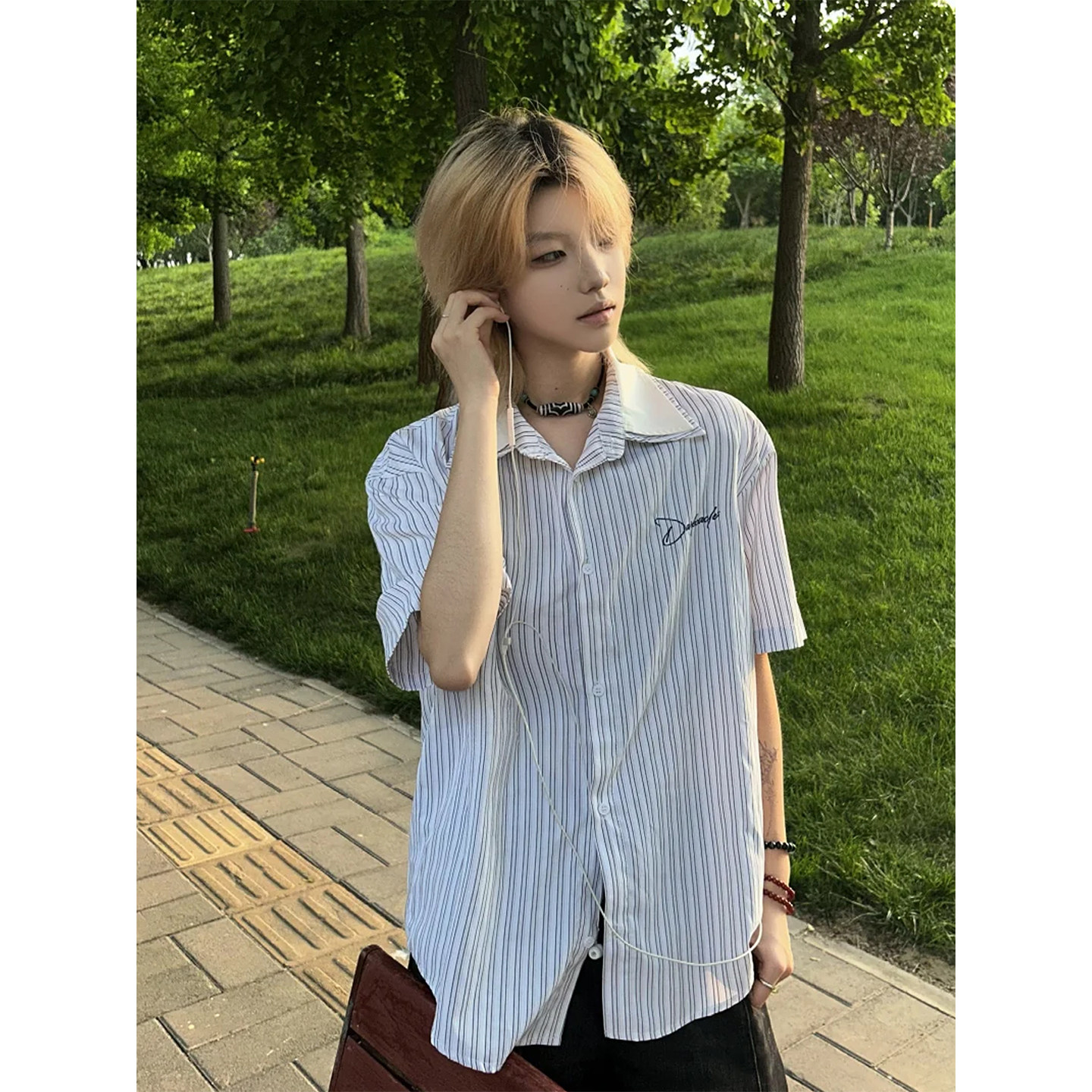 中性风美式复古假两件条纹短袖衬衫男款夏季情侣宽松半袖翻领外套图片