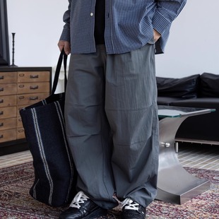 Gnomes lab 25AW 棉锦混纺盐缩挺阔纯色抽绳伞兵裤