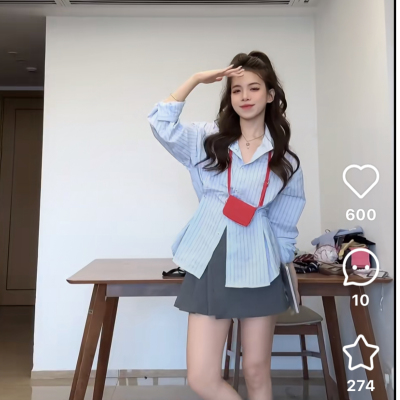 博主款L97157法式设计感红蓝撞色收腰条纹衬衫女2025春夏新款