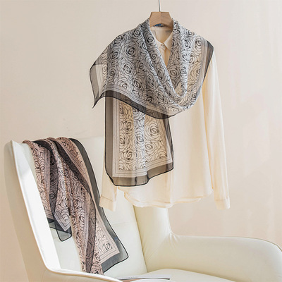 2025年丝巾长条感真丝围巾新款时尚洋气高档春夏桑蚕丝丝巾