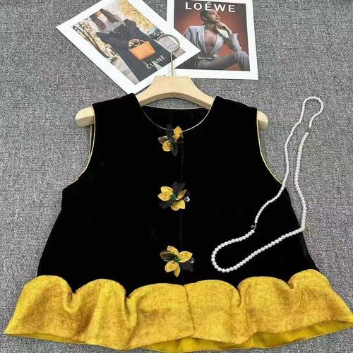 2026早春新款丝绒拼接百搭马夹新中式国风撞色洋气叠穿马甲上衣女