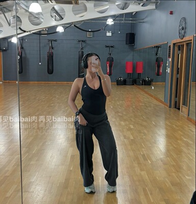 oneractive scoop back瑜伽背心带胸垫一体式运动健身长款训练服