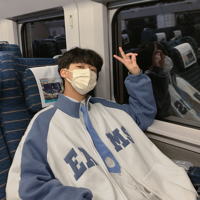 817-A2618字母印花拼接棒球服外套男春秋宽松学生超火夹克P80X98，男装夹克，星座817