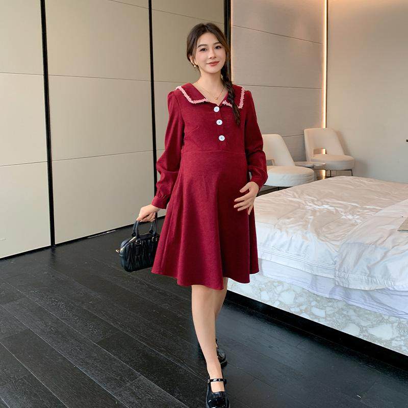 孕妇装连衣裙2026春秋新款小个子娃娃领洋气时尚连衣裙轻奢高级感