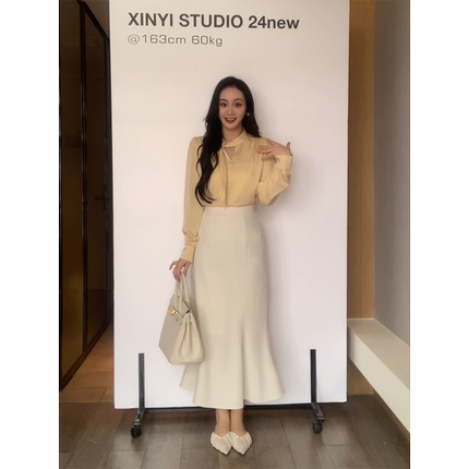 XINYI【法甜香颂】秋季缎面衬衫女收腰显瘦气质百搭X624C12800